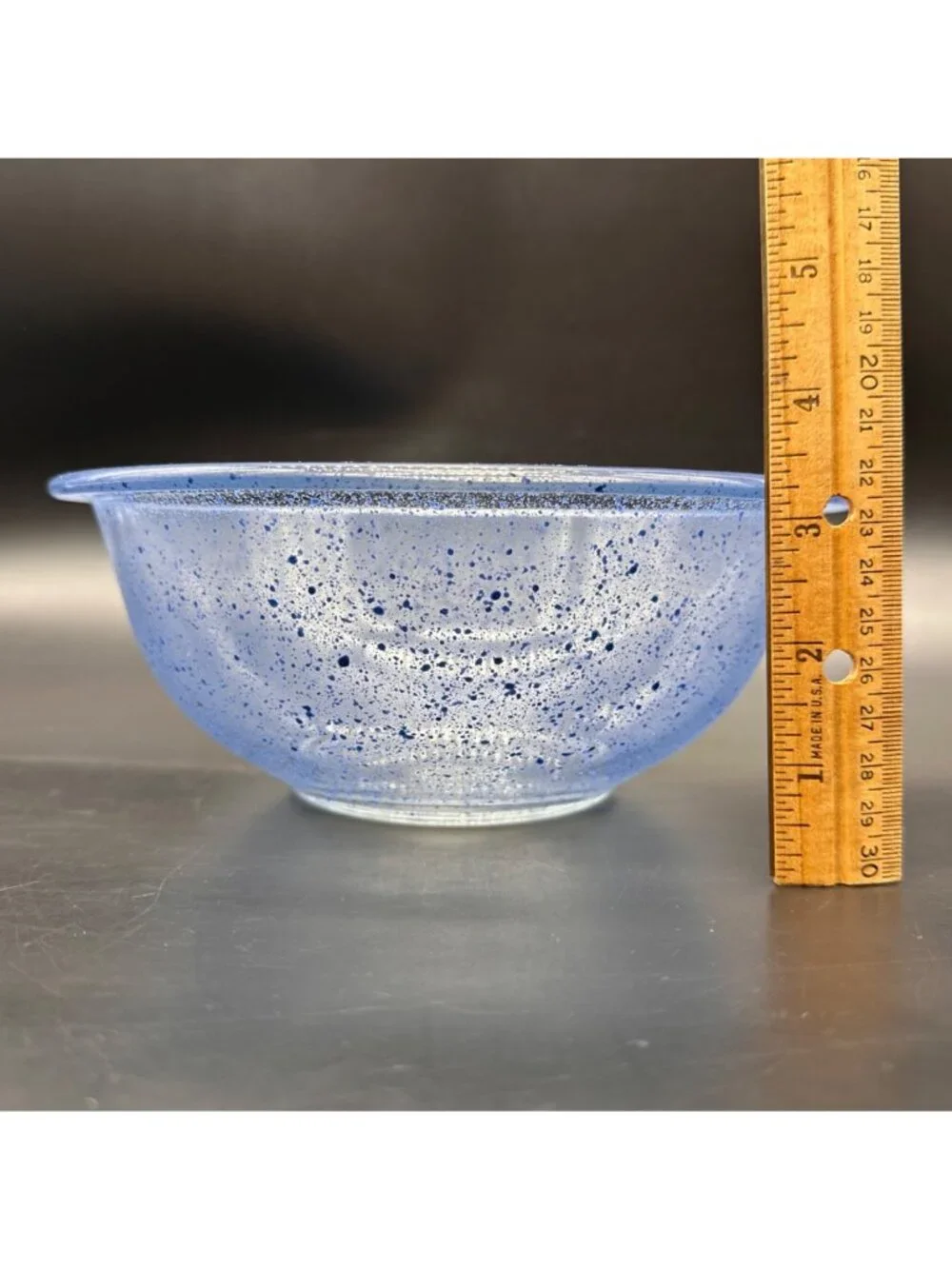 Pyrex this bowl’s